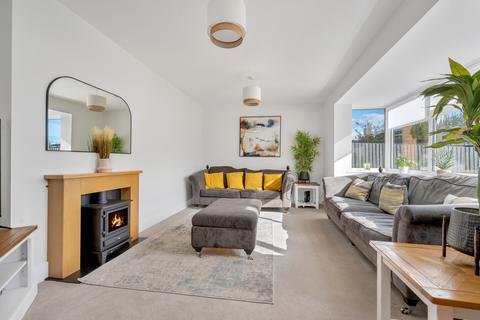 4 bedroom detached house for sale, Style & Space at Beechwood Avenue, Melton Mowbray, LE13 1RT