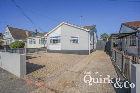 2 bedroom semi-detached bungalow for sale, Wincoat Drive, Benfleet, SS7