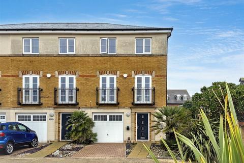 San Diego Way, Eastbourne