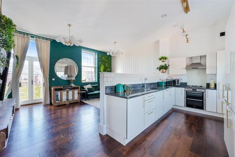 undefined, Glanville Way, Epsom