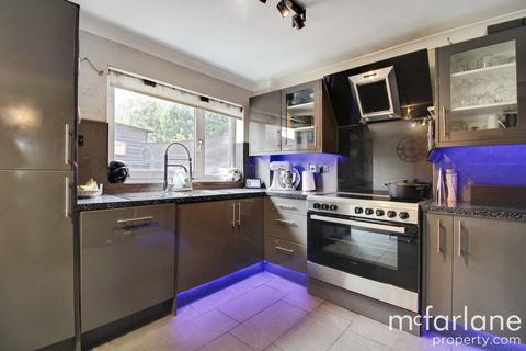 undefined, Austen Crescent, Swindon SN3