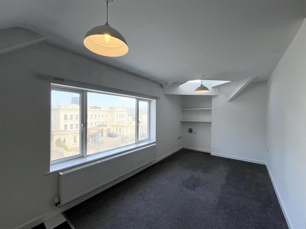 Flat 3 34 Cliff.jpg