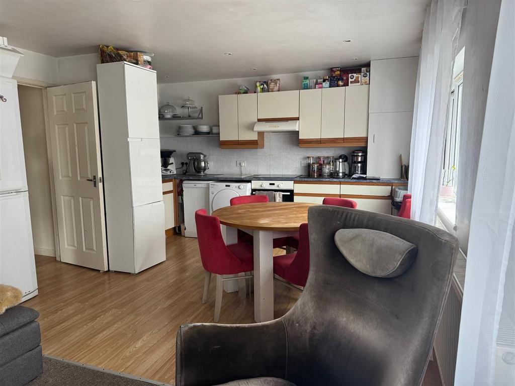 Flat one kitchen diner.jpg