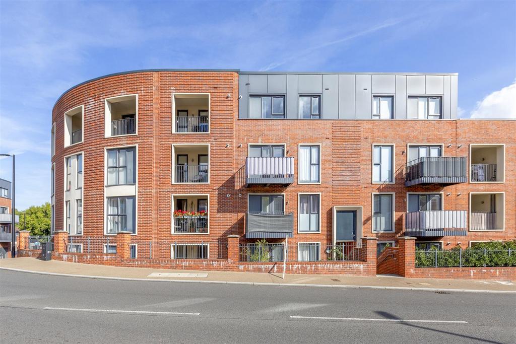Flat 19, Suffield Lodge Suffield Road, HP11 2 FQ-15