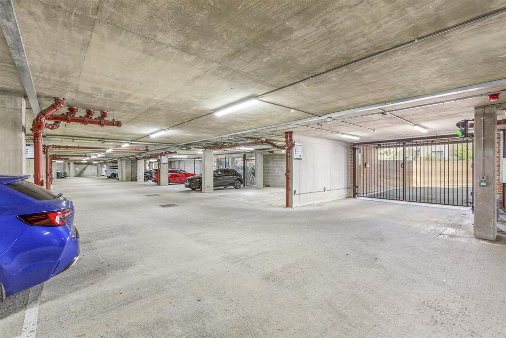 Flat 19, Suffield Lodge Suffield Road, HP11 2 FQ-14