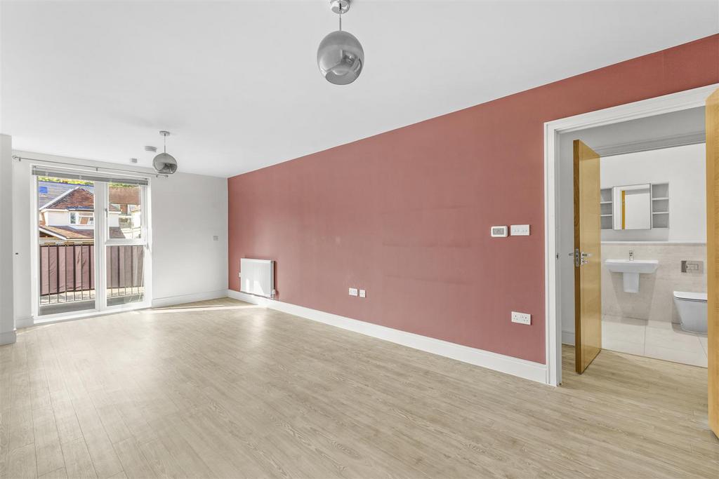 Flat 19, Suffield Lodge Suffield Road, HP11 2 FQ-5.