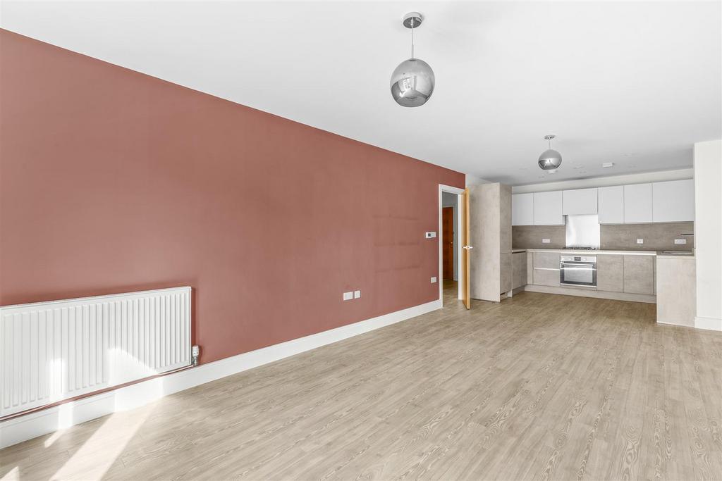 Flat 19, Suffield Lodge Suffield Road, HP11 2 FQ-4.
