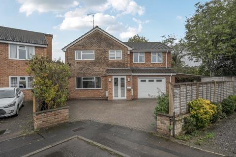 8 Hardie Close, Swindon, SN3 4PL