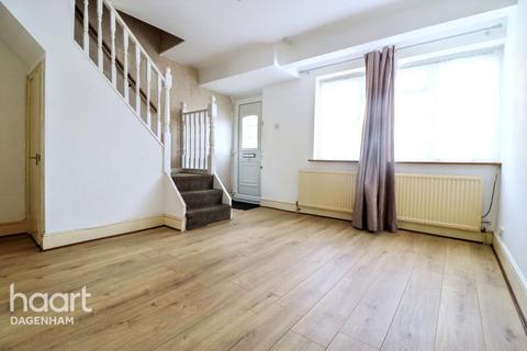 3 bedroom terraced house for sale, Oval Road South, Dagenham