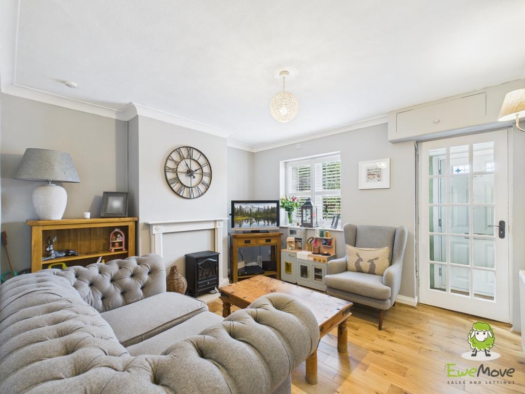 Ewe Move Estate Agents Basingstoke - Upper Sherbour