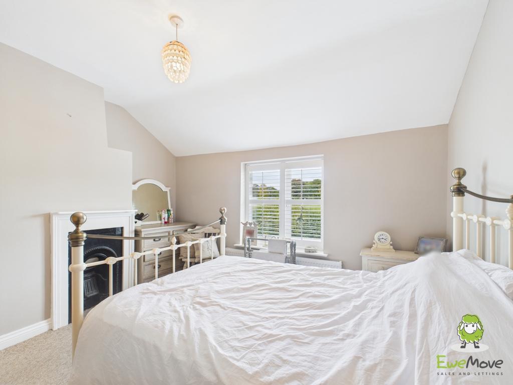 Ewe Move Estate Agents Basingstoke - Upper Sherbour