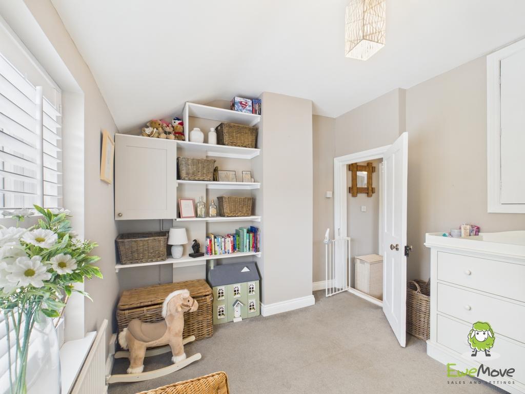 Ewe Move Estate Agents Basingstoke - Upper Sherbour