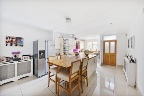 5 bedroom terraced house for sale, Hazelwood, Loughton, IG10