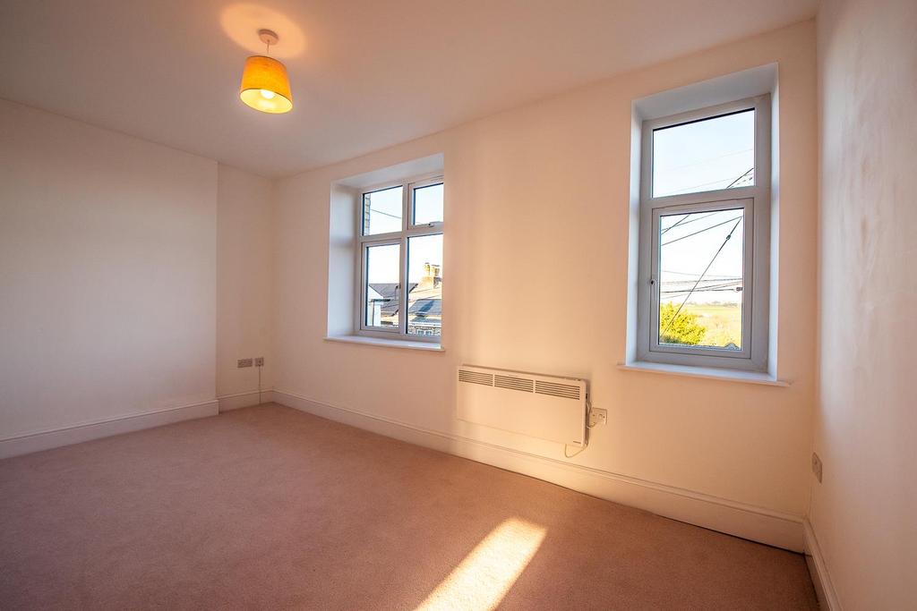 Image 11 - Bedroom 1.jpg