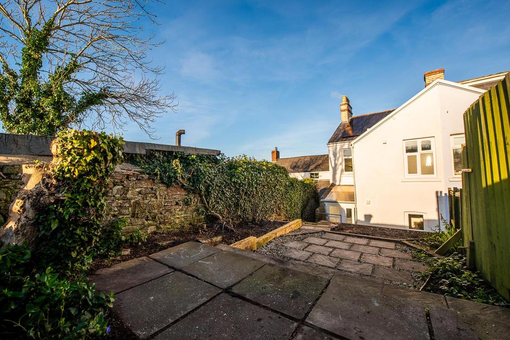 Image 19 - Back Garden.jpg