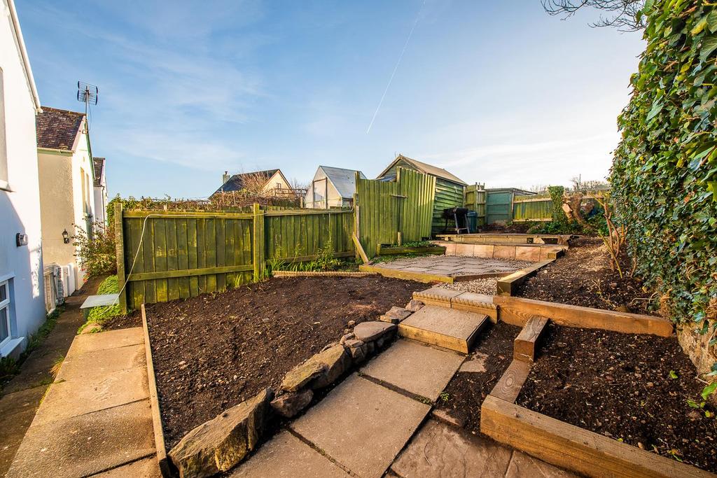 Image 20 - Back Garden.jpg
