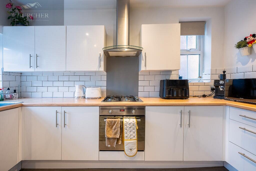 238523 155 kewroad img 07 0000