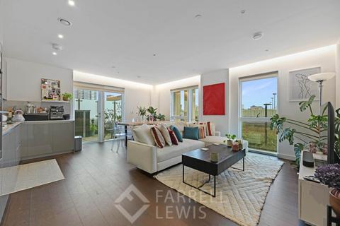 2 bedroom apartment to rent, Lanchester Way, London SW11