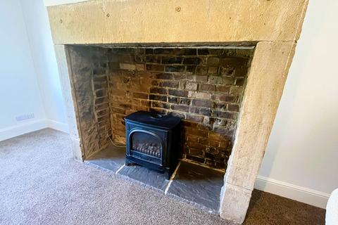 2 bedroom semi-detached house to rent, Front Street, Chester Le Street, DH2