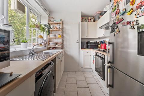2 bedroom apartment for sale, Carslake Road, London, SW15