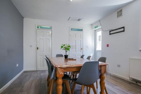 7 bedroom terraced house to rent, Harrow Road, Birmingham B29