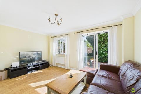 undefined, Dickens Close, Erith, DA8