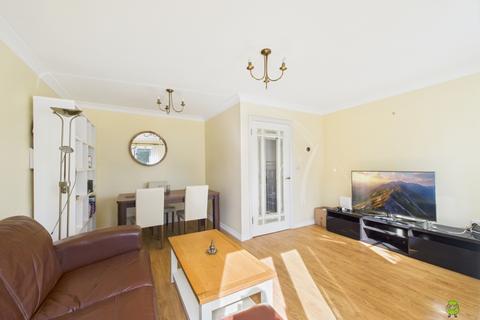 undefined, Dickens Close, Erith, DA8