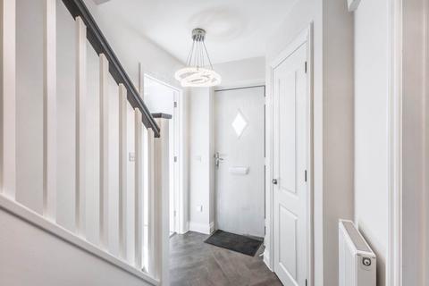 undefined, Cae'r Delyn, Blackwood NP12