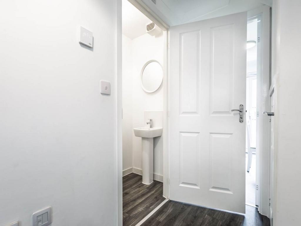 Wc 1