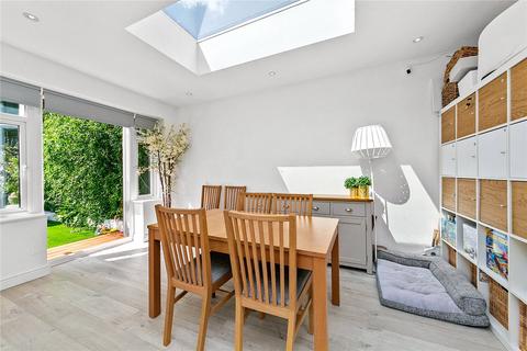 undefined, Uxbridge Road, Hampton Hill, Hampton, TW12