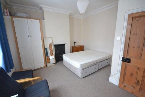 undefined, West Avenue, Leicester