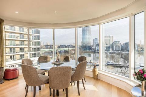 3 bedroom flat to rent, Lensbury Avenue, London SW6