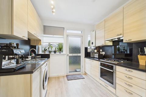 68 Balvaird Place, Perth, PH1 5DZ