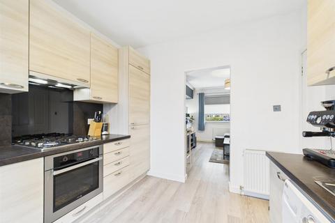 68 Balvaird Place, Perth, PH1 5DZ