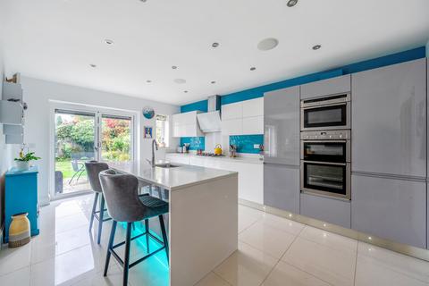 undefined, Farleigh Road, New Haw, KT15