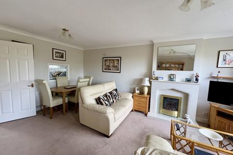 undefined, Shiphay, Torquay