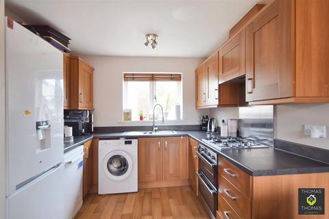 undefined, Linden Close, Brockworth,