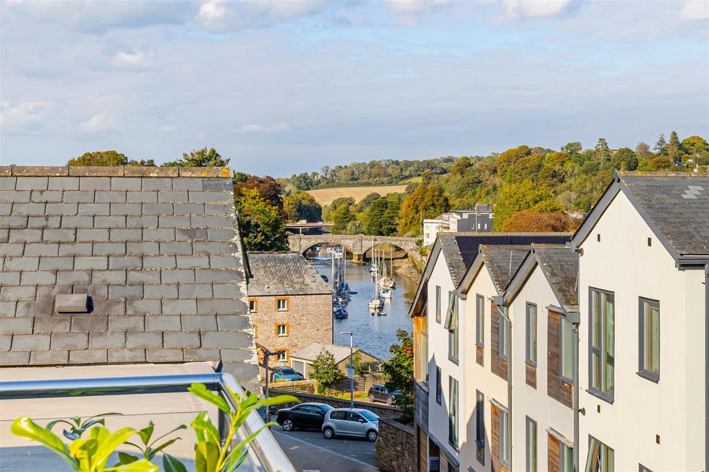 A11 - 18 Baltic Way Totnes - 250926.jpg