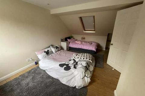 undefined, Beverley Gardens, Wembley, HA9