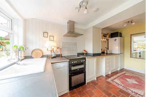 undefined, Charming two bedroom terraced cottage in the heart of Wrington village.