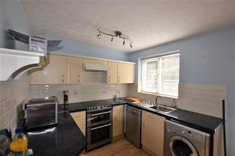 2 bedroom end of terrace house for sale, St Bernards Court, Kettering