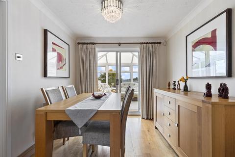 36 Blacksmiths Fold, Almondbury, Huddersfield, HD5 8XH