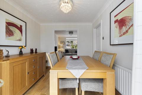 36 Blacksmiths Fold, Almondbury, Huddersfield, HD5 8XH