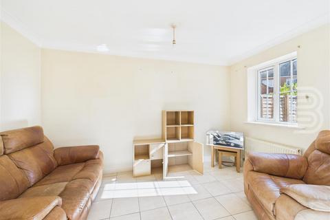 2 bedroom semi-detached house for sale, Berrybanks, Rugby CV22