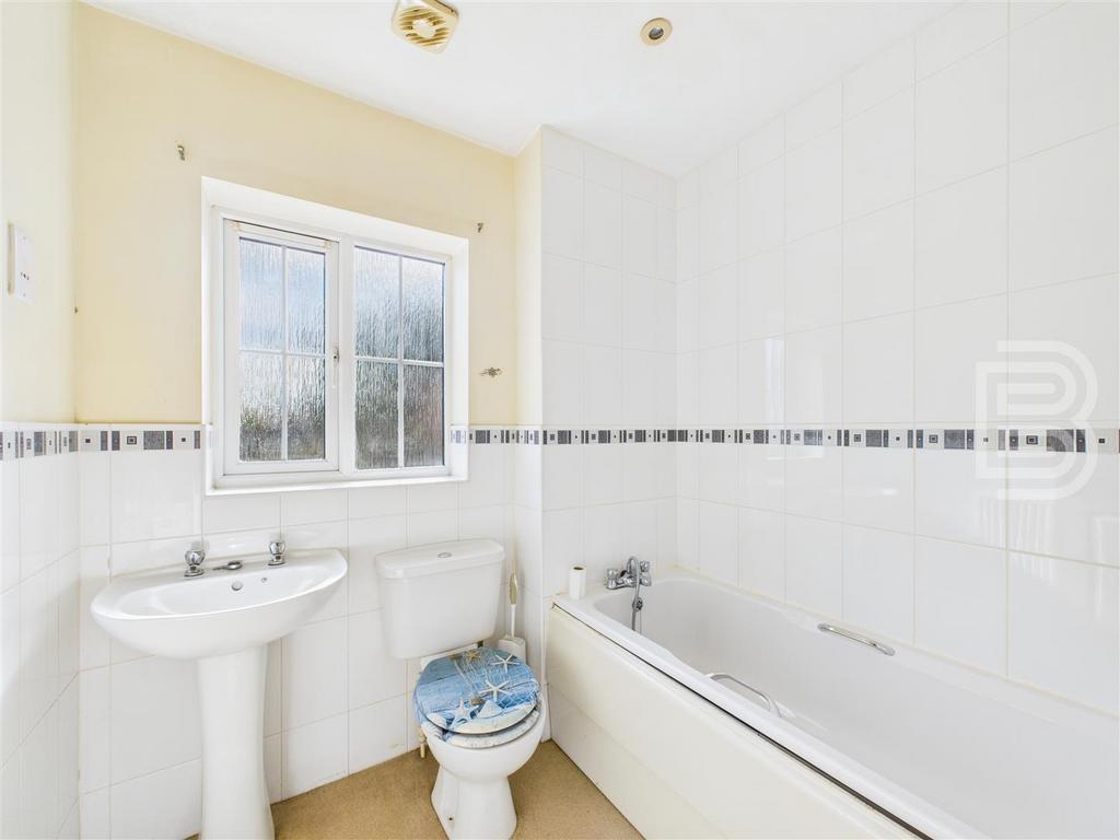 Bathroom.jpg