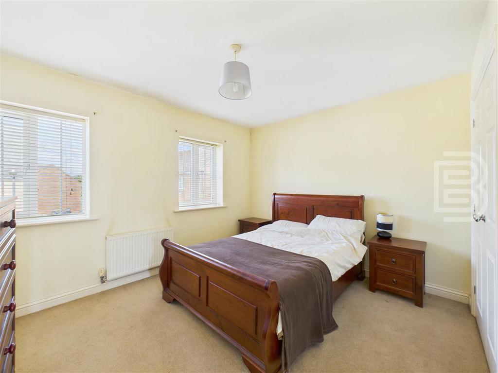 Bedroom 1 (1).jpg