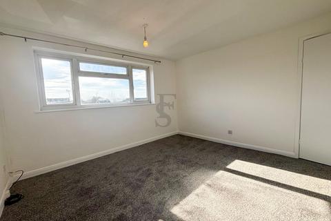 3 bedroom detached house to rent, Dorchester Close, Wigston