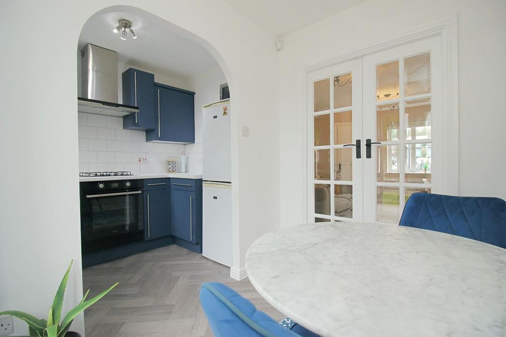 Kitchen diner