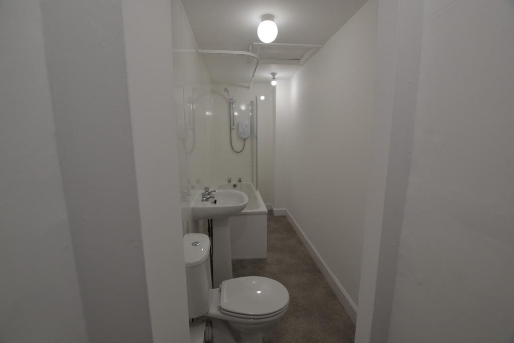 Apartment in Edinburgh - View 5