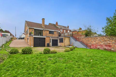 undefined, Swan Street, Stourbridge, DY8 3UU